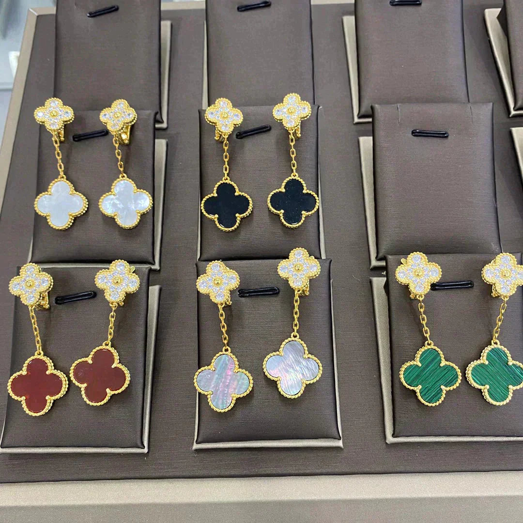¡®Aura Jewels¡¯CLOVER 2 MOTIFS DIAMOND EARRINGS (MULTIPLE CHOICESç´