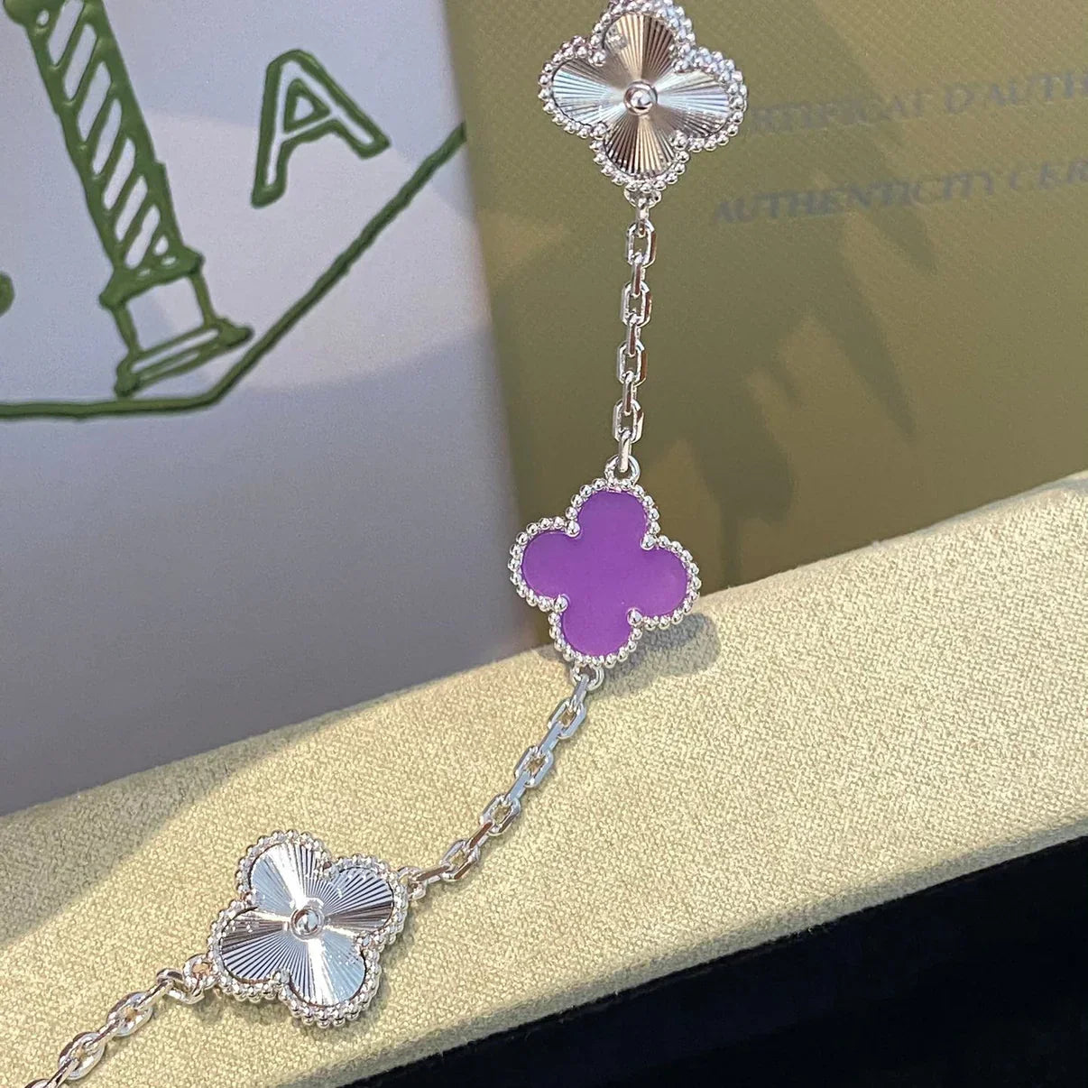 [Aura Jewels]New  CLOVER 5 MOTIF VIOLET BRACELET COLLECTION