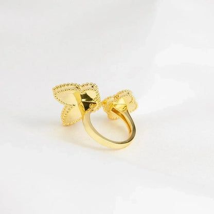 ¡®Aura Jewels¡¯LUCKY BETWEEN THE FINGER RING
