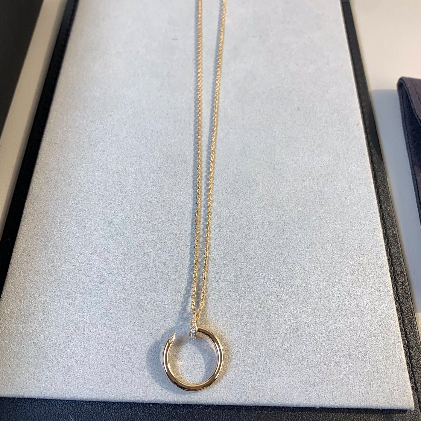 ¡®Aura Jewels¡¯JUSTE NECKLACE PINK GOLD