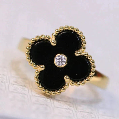 ¡®Aura Jewels¡¯CLOVER ONYX RING GOLD DIAMOND