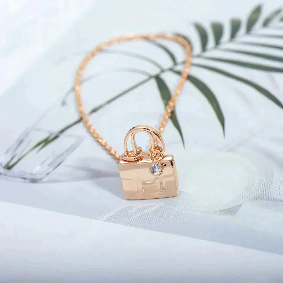 ¡®Aura Jewels¡¯AMULETTE PEDANT ROSE GOLD NECKLACE