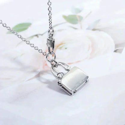 ¡®Aura Jewels¡¯AMULETTE PEDANT SILVER NECKLACE