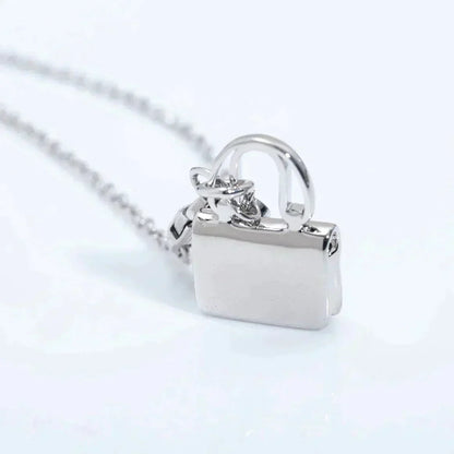 ¡®Aura Jewels¡¯AMULETTE PEDANT SILVER NECKLACE