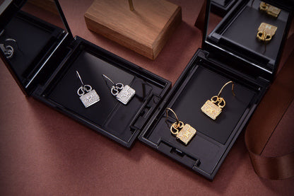 ¡®Aura Jewels¡¯KELLY DIAMOND EARRINGS
