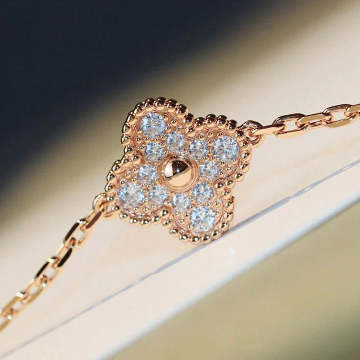 ¡®Aura Jewels¡¯CLOVER 20 MOTIFS DARK MOP DIAMOND  NECKLACE