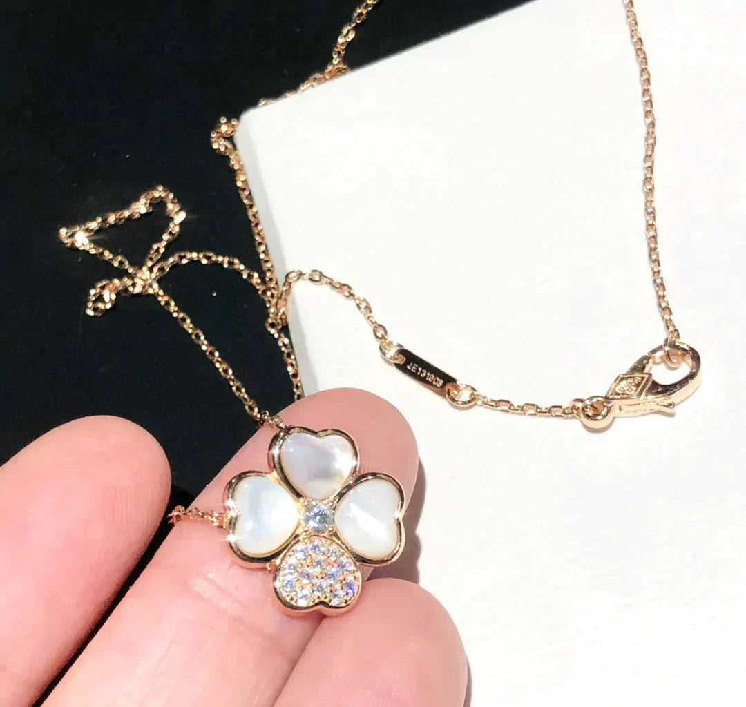 ¡®Aura Jewels¡¯CLOVER MOP DIAMOND ROSE GOLD NECKLACE