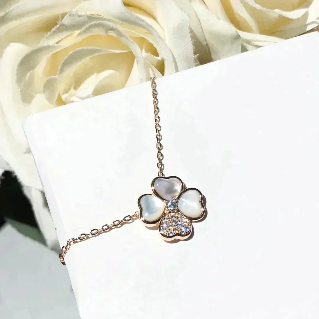 ¡®Aura Jewels¡¯CLOVER MOP DIAMOND ROSE GOLD NECKLACE