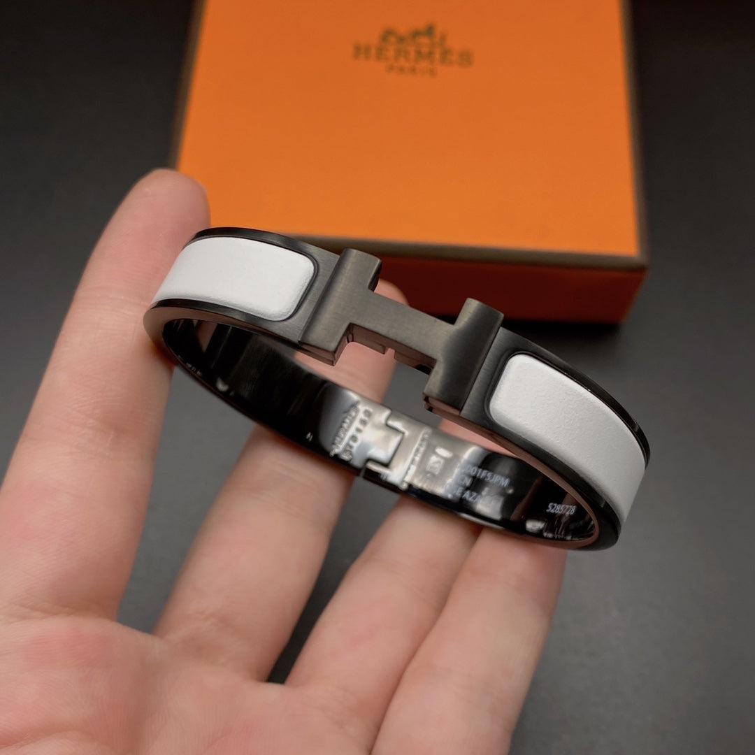 ¡®Aura Jewels¡¯H BRACELET 12MM BLACK WHITE CERAMIC