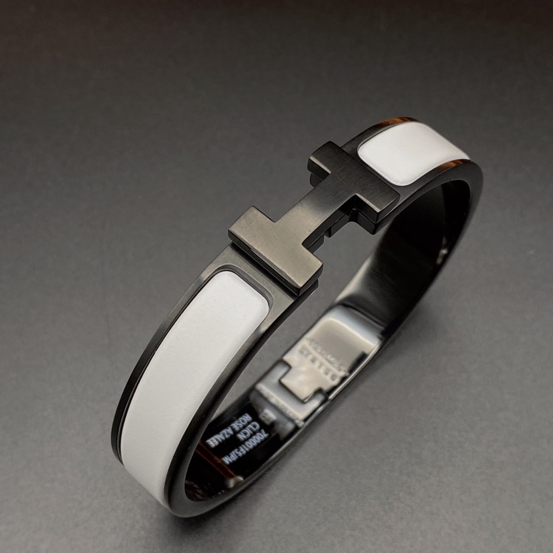 ¡®Aura Jewels¡¯H BRACELET 12MM BLACK WHITE CERAMIC