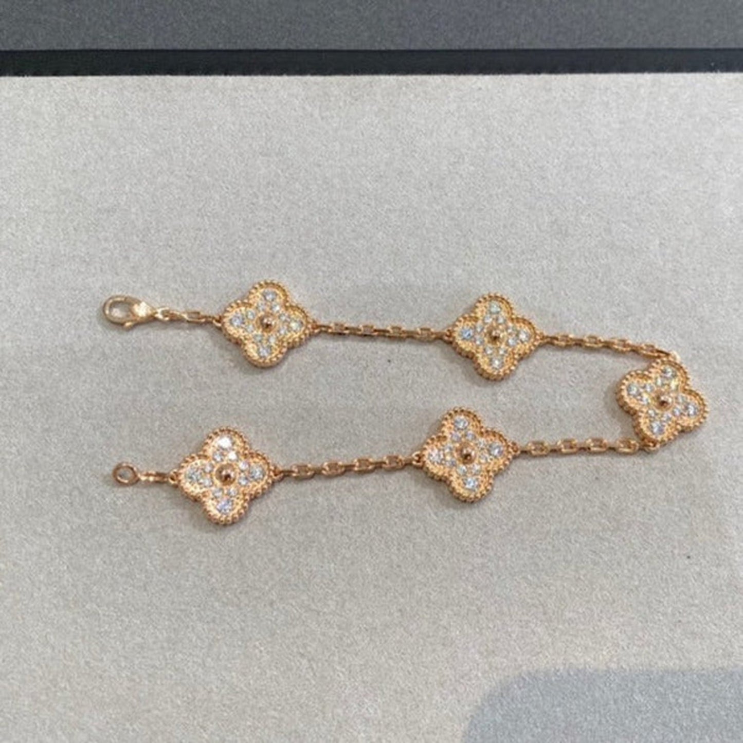 [Aura Jewels] New  CLOVER 5 MOTIF FULL DIAMOND BRACELET COLLECTION