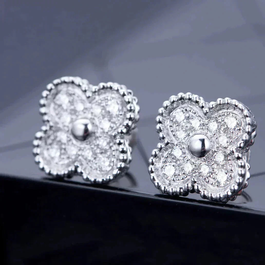¡®Aura Jewels¡¯CLOVER 1 MOTIFS DIAMOND STUD EARRINGS SILVER