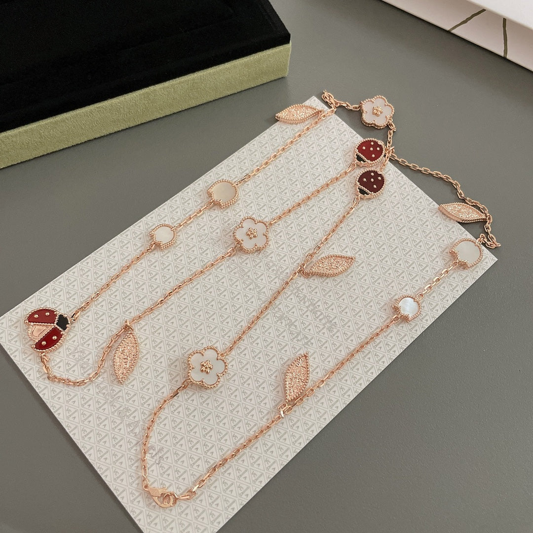 ¡®Aura Jewels¡¯LUCKY SPRING 15 MOTIFS ROSE GOLD NECKLACE