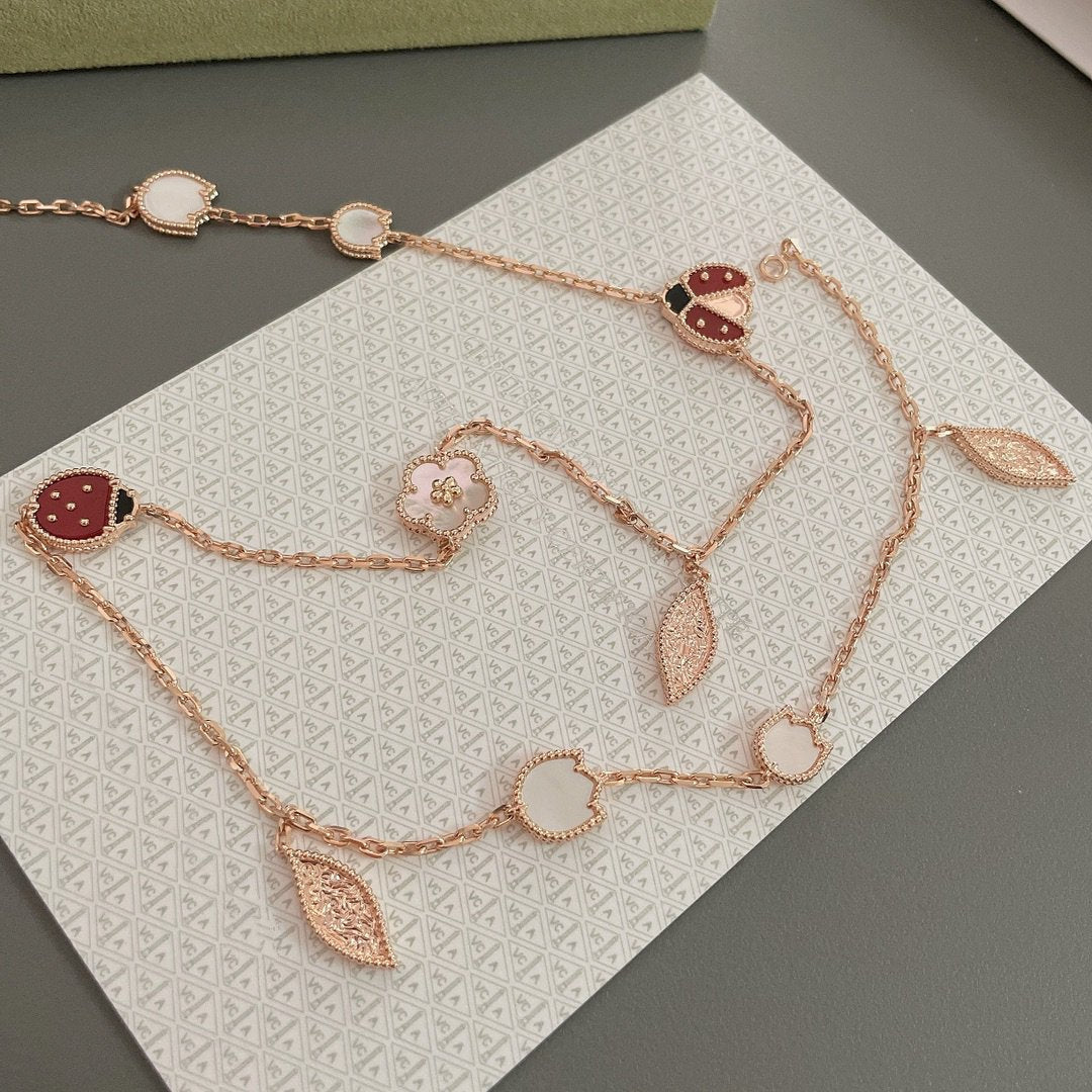 ¡®Aura Jewels¡¯LUCKY SPRING 15 MOTIFS ROSE GOLD NECKLACE