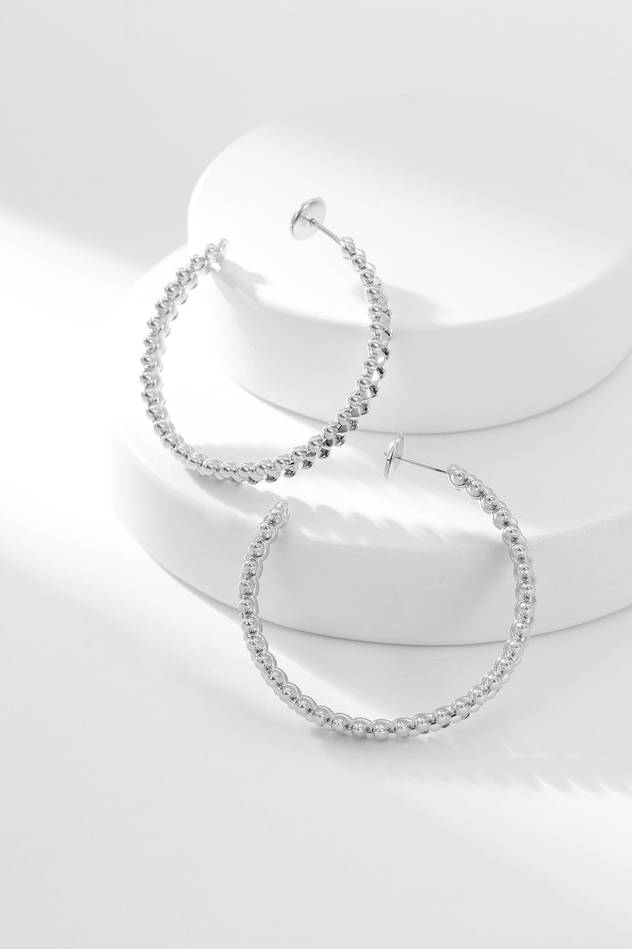 ¡®Aura Jewels¡¯CLASH HOOP EARRINGS