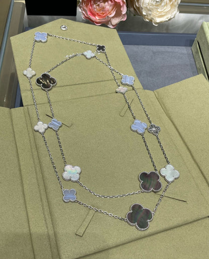 ¡®Aura Jewels¡¯CLOVER 16 MOTIF CHALCEDONY MOP SILVER NECKLACE