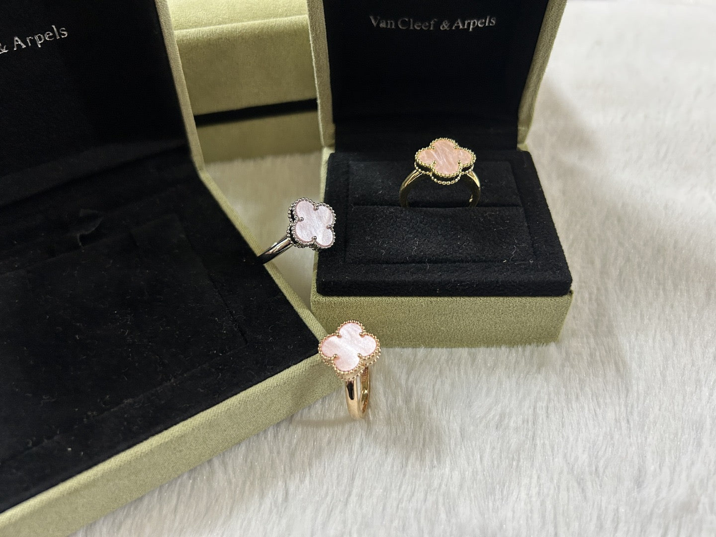 [Aura Jewels]Pink Clover Ring