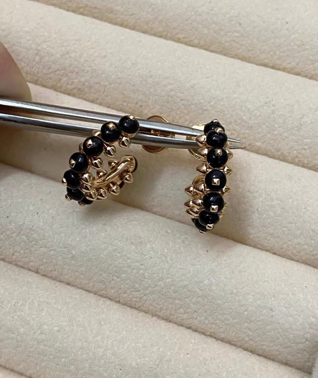 [Aura Jewels]CLASH COLLECTION AGATE CHALCEDONY STUD EARRINGS