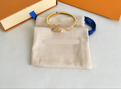 ¡®Aura Jewels¡Open C-Shape Bangle with White Mother-of-Pearl Inlay