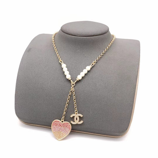 [Aura Jewels]Gradient Crystal Heart Pendant Necklace