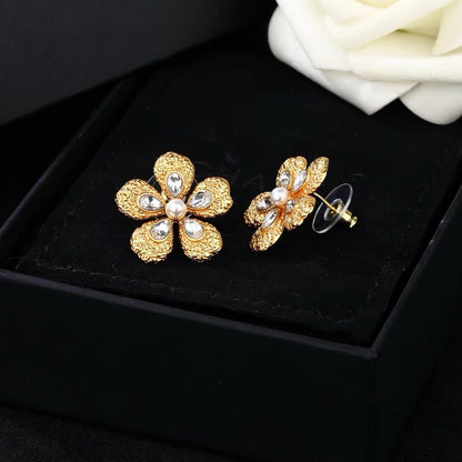 [Aura Jewels]Vintage Hammered Gold Camellia Pearl Teardrop Crystal Stud Earrings