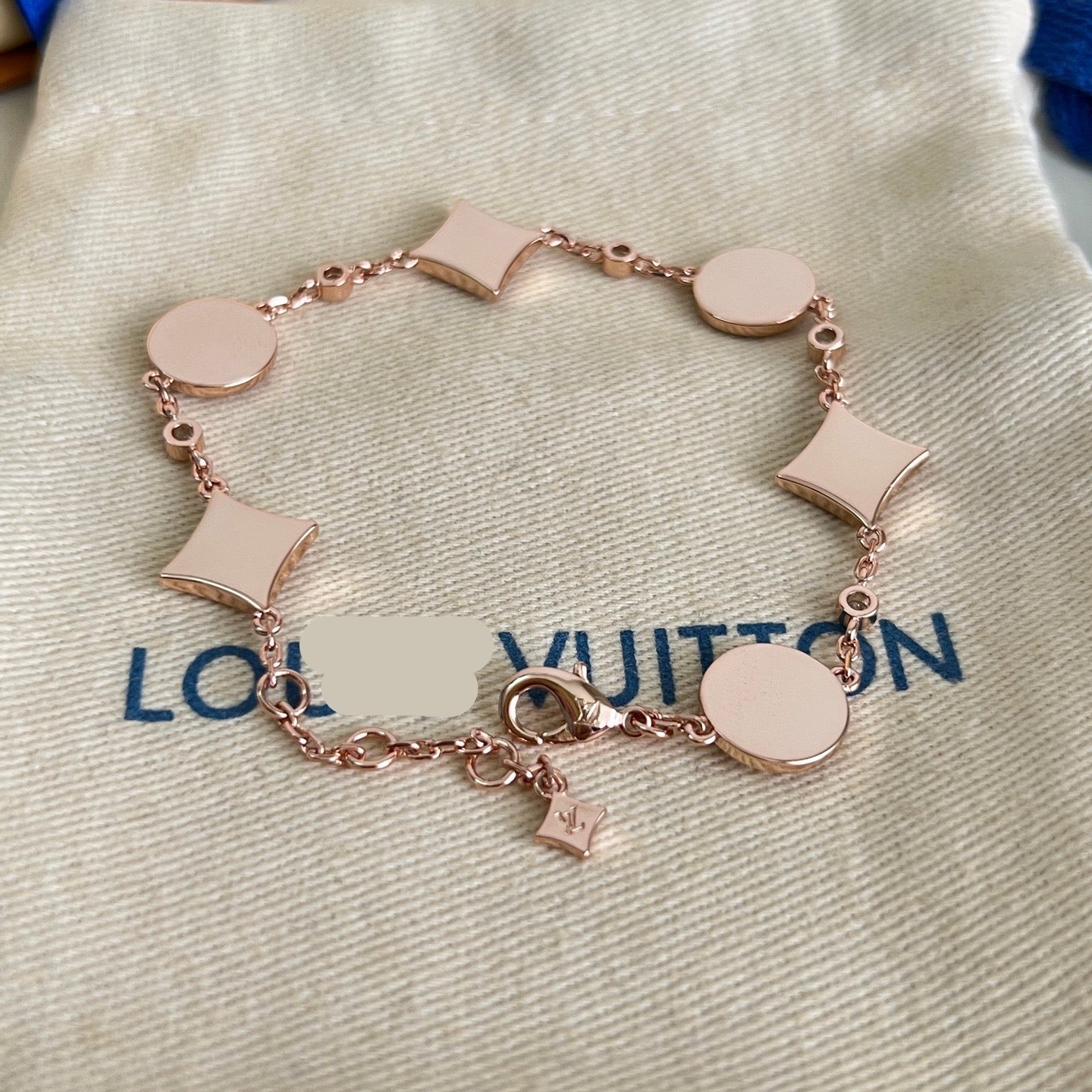 ¡®Aura Jewels¡¯Color Blossom BB Star Bracelet