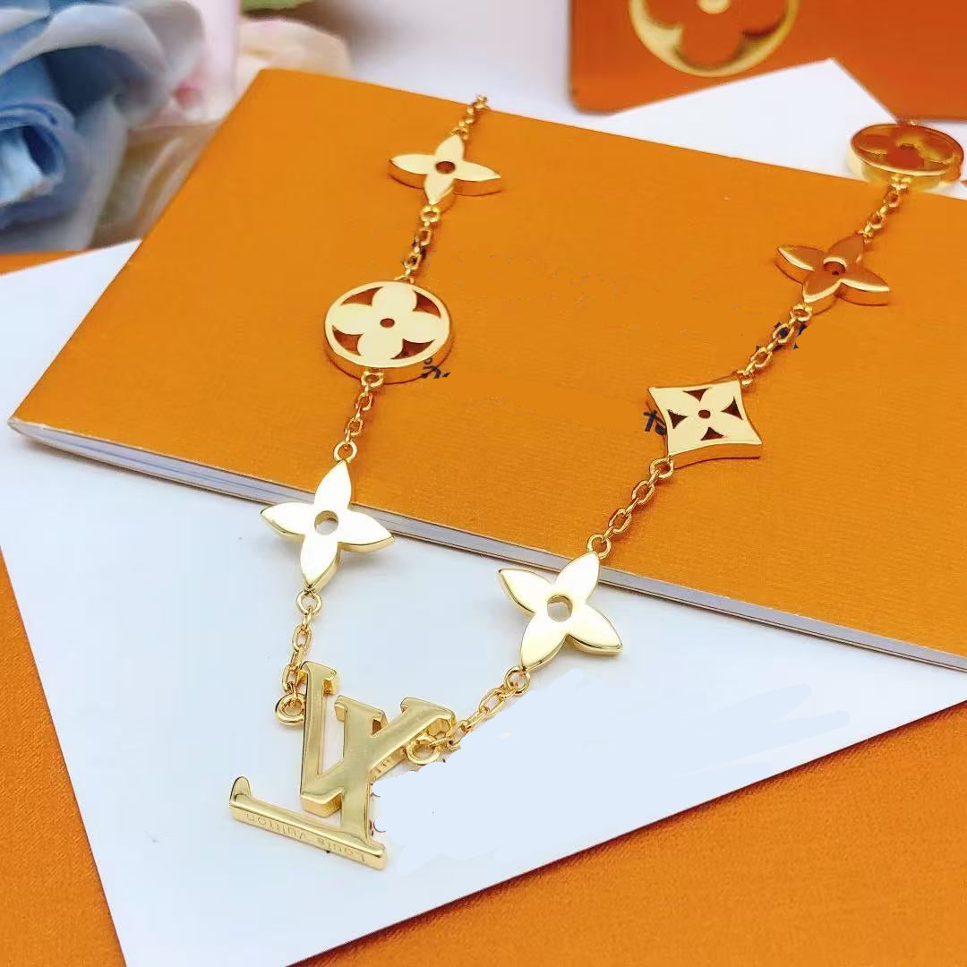 ¡®Aura Jewels¡¯Idylle Blossom Long Diamond Necklace