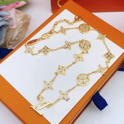 ¡®Aura Jewels¡¯Idylle Blossom Long Diamond Necklace