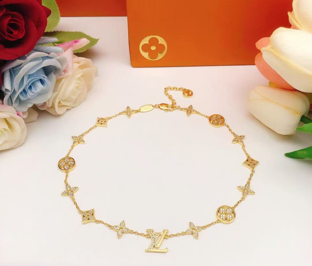 ¡®Aura Jewels¡¯Idylle Blossom Long Diamond Necklace