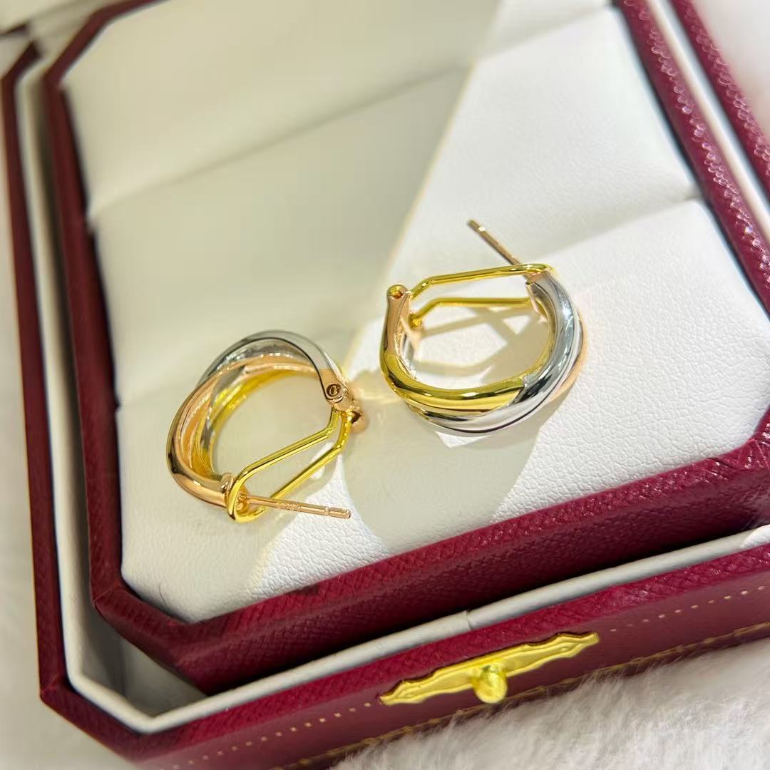 ¡®Aura Jewels¡¯Classic Interlocking Three-Tone Gold Earrings
