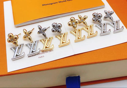 ¡®Aura Jewels¡¯Floragram Earrings