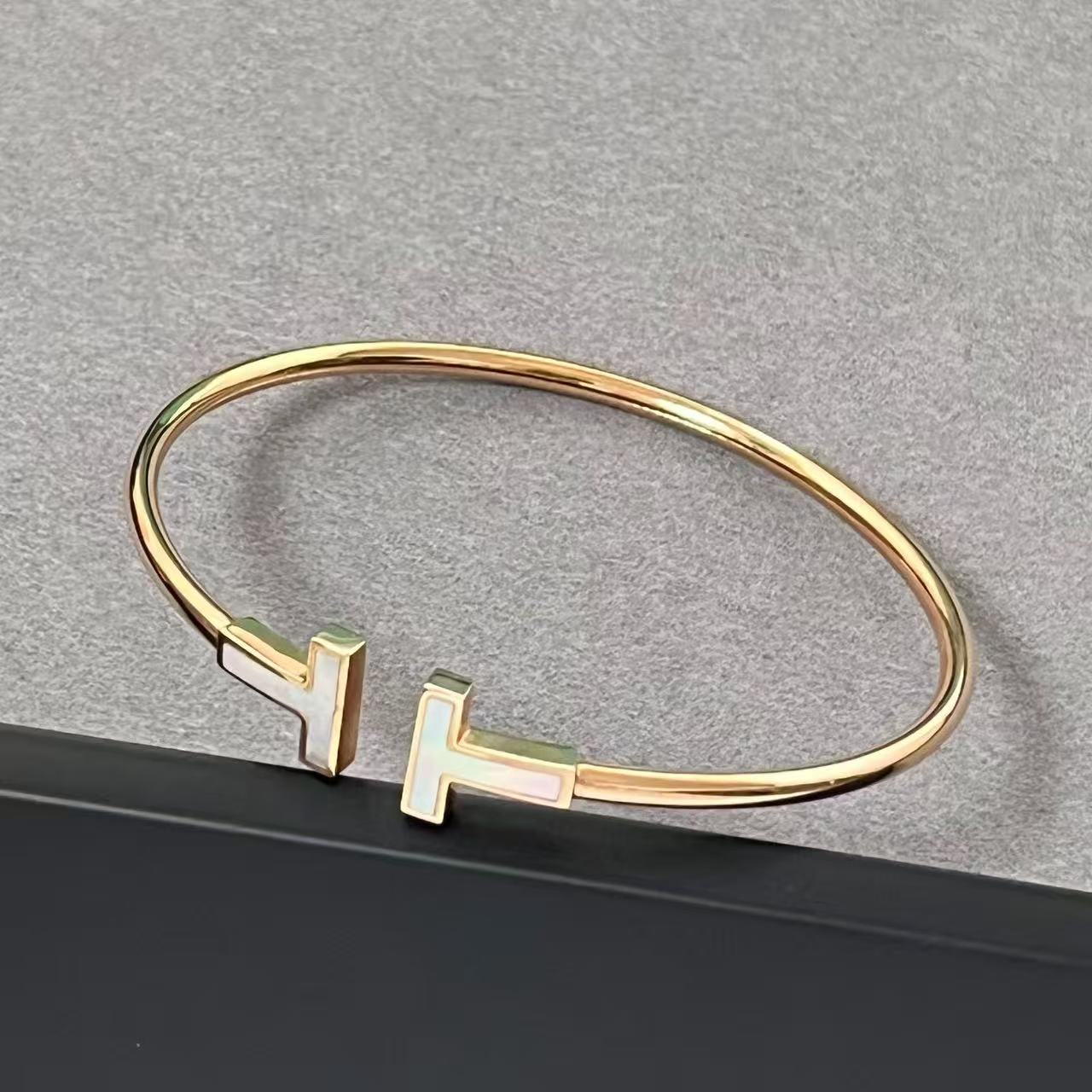 [Aura Jewels] T House Double T Open Bangle