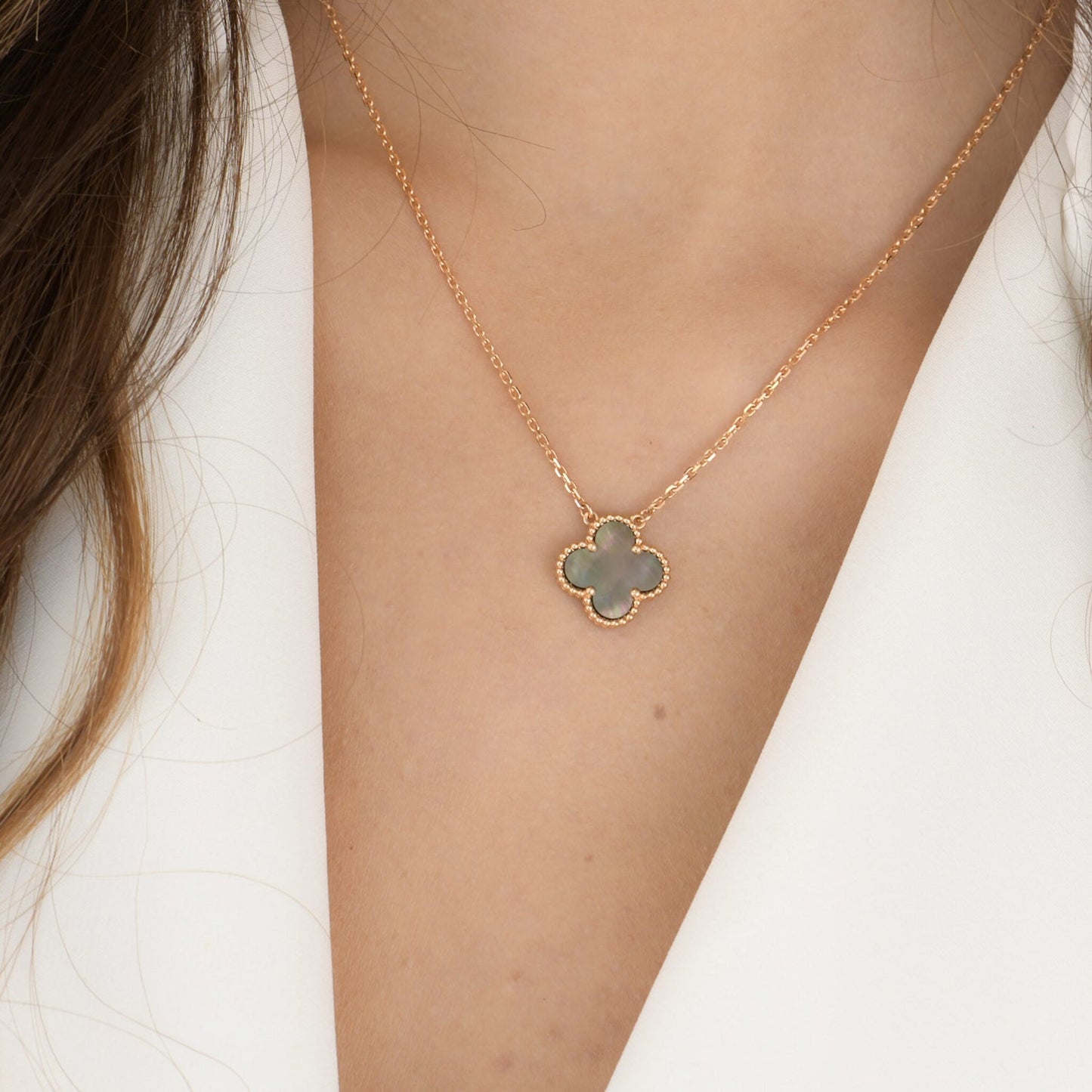 ¡®Aura Jewels¡¯CLOVER 15MM  GRAY MOTHER OF PEARL NECKLACE