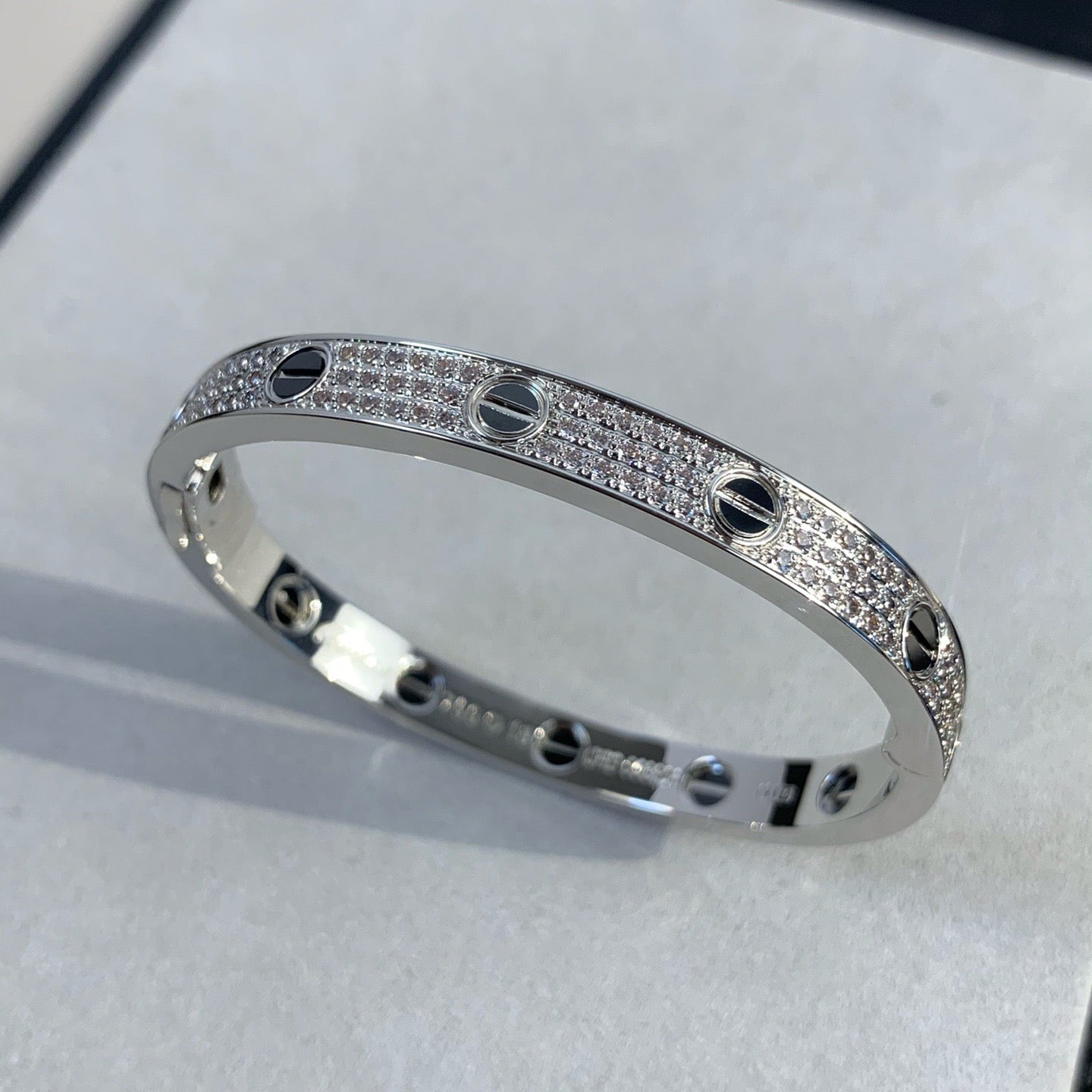 ¡®Aura Jewels¡¯LOVE BRACELET 6.1MM DIAMOND-PAVED CERAMIC