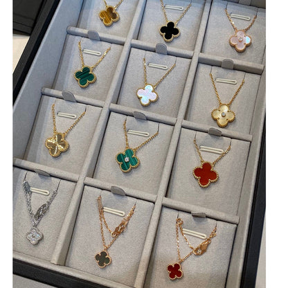 ¡®Aura Jewels¡¯CLOVER 15MM DIAMOND SINGLE FLOWER NECKLACE