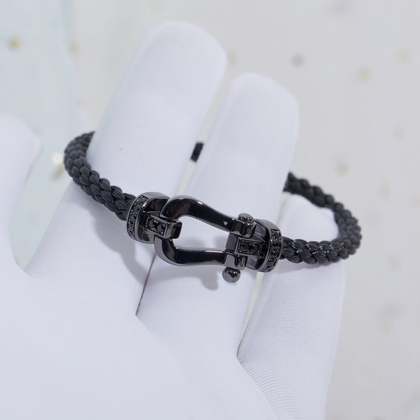 ¡®Aura Jewels¡¯FORCE LARGE SERIES HORSESHOE BLACK SAMURAI BRACELET