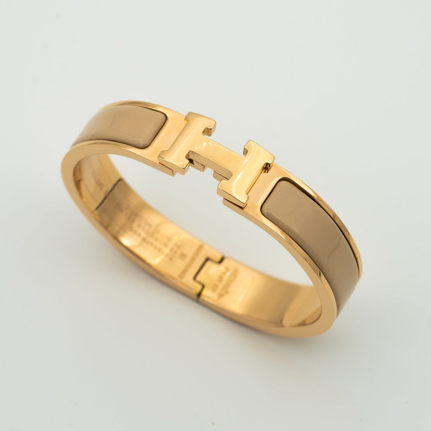 ¡®Aura Jewels¡¯H GREY BRACELET