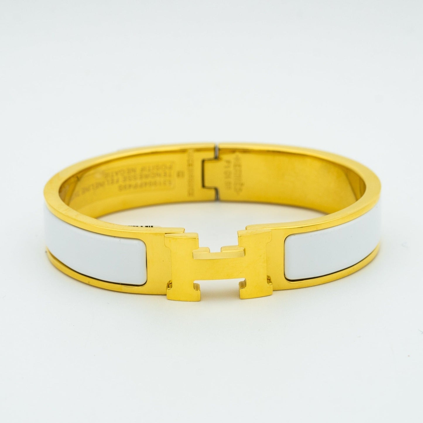 ¡®Aura Jewels¡¯H WHITE BRACELET
