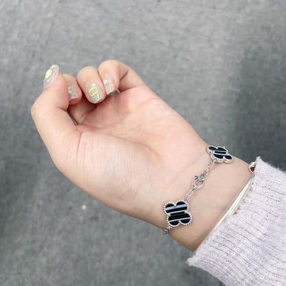 [Aura Jewels] CLOVER 5 MOTIF VEINED ONYX BRACELET SILVER