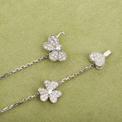 ¡®Aura Jewels¡¯FRIVOLE SILVER 9 FLOWERS NECKLACE