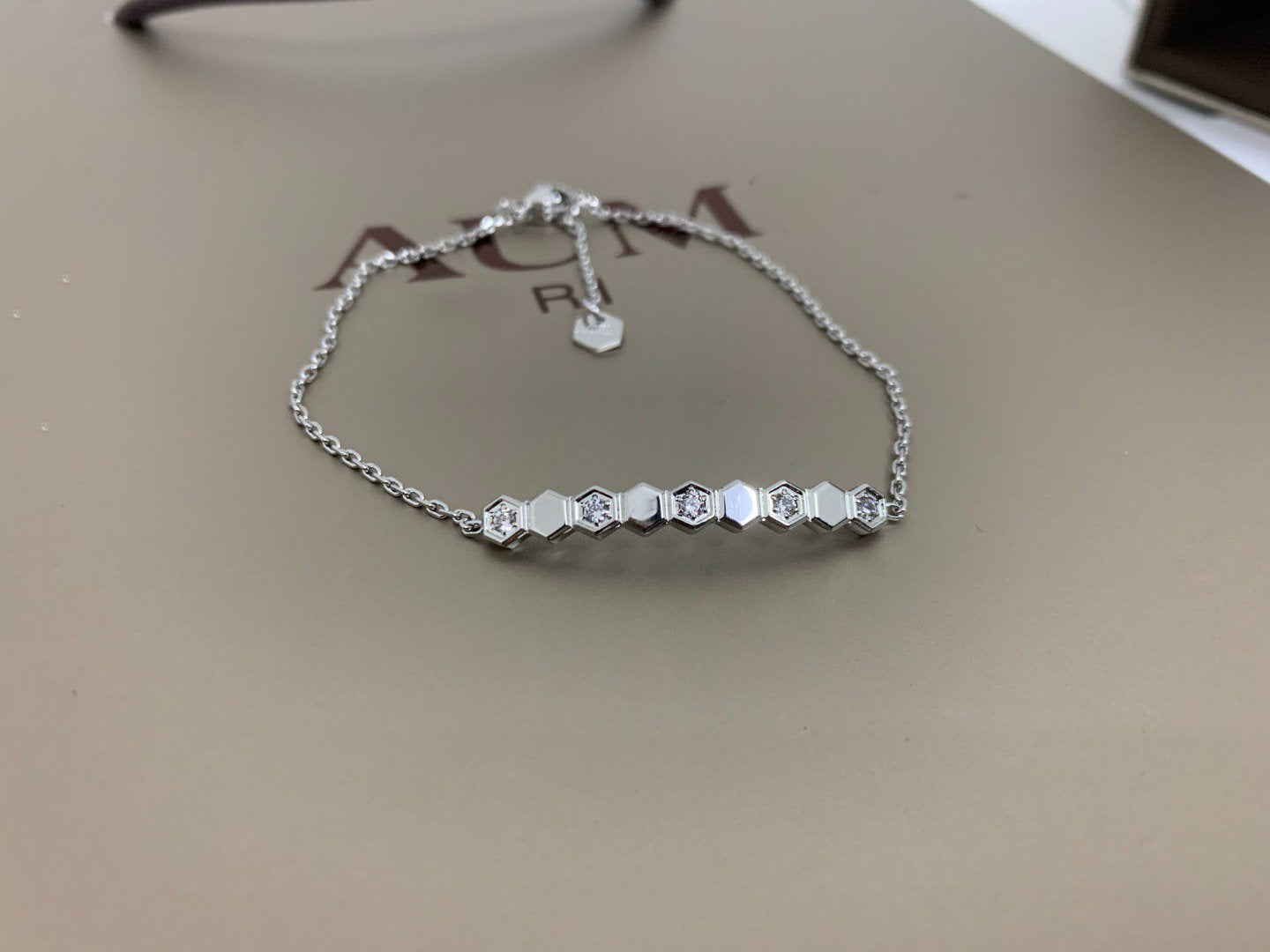 ¡®Aura Jewels¡¯BEE LOVE BRACELET DIAMOND