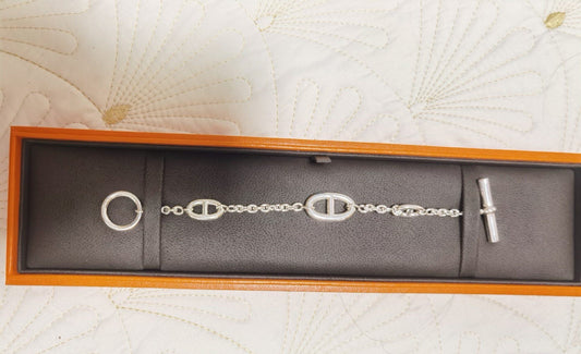 ¡®Aura Jewels¡¯Pig Nose Bracelet