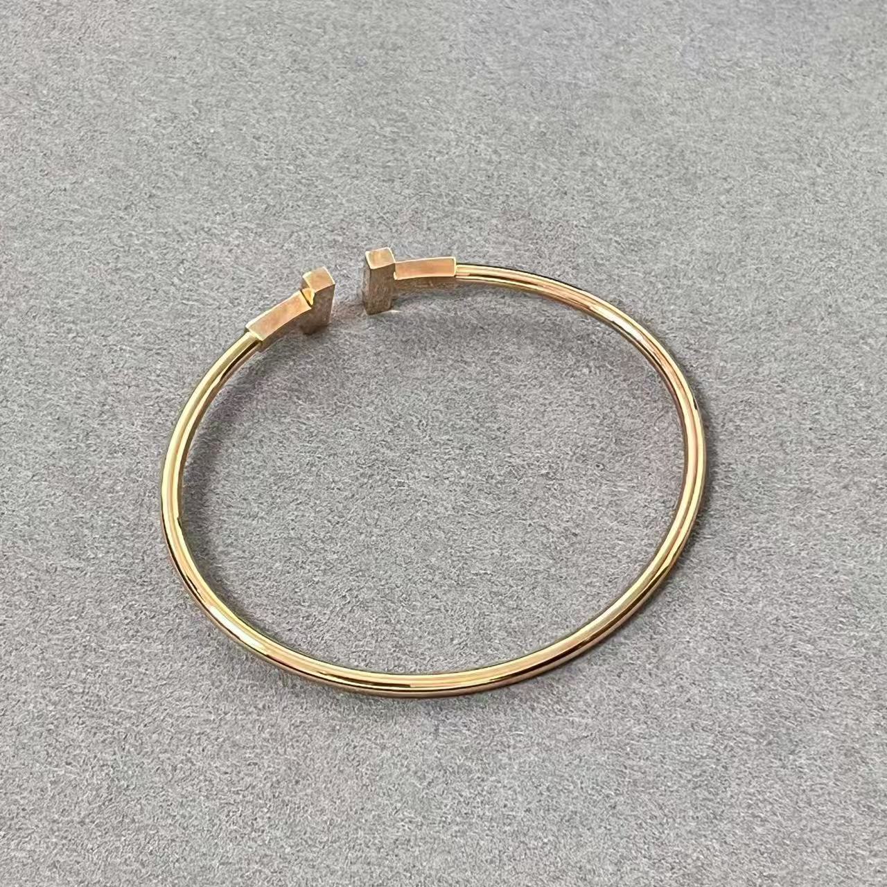 [Aura Jewels] T House Double T Open Bangle