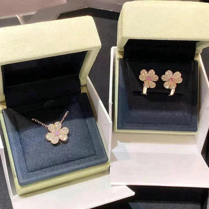¡®Aura Jewels¡¯FRIVOLE ROSE GOLD FLOWER DIAMOND NECKLACE