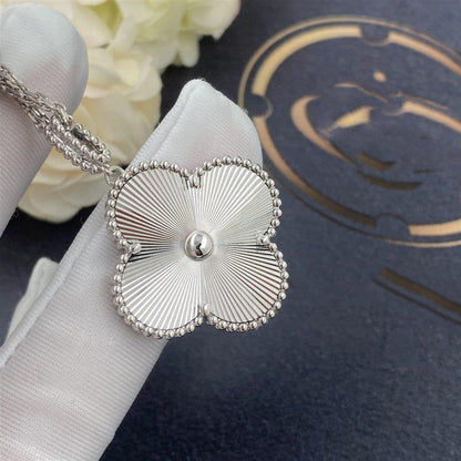 ¡®Aura Jewels¡¯CLOVER 25MM SILVER BIG CLOVER NECKLACE