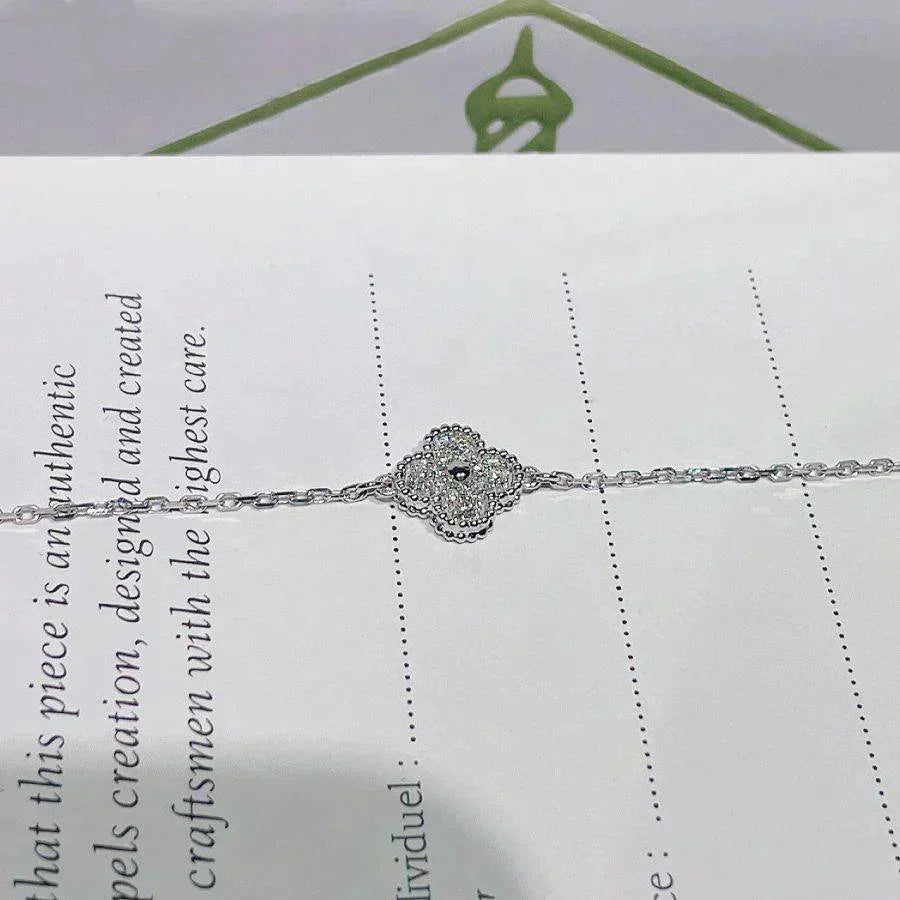 ¡®Aura Jewels¡¯CLOVER  SINGLE FLOWER BRACELET SILVER
