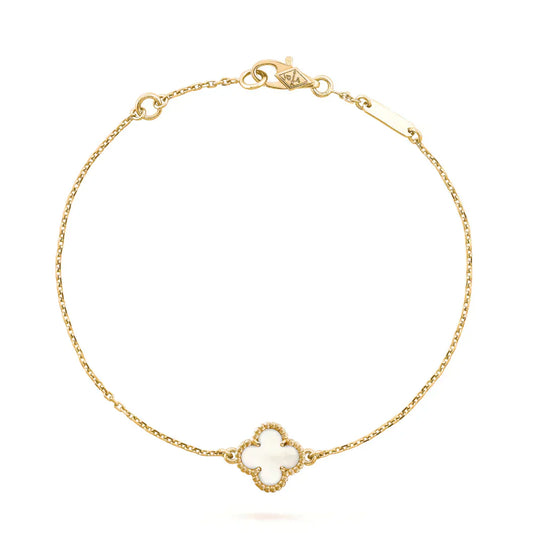 ¡®Aura Jewels¡¯CLOVER WHITE MOP SINGLE FLOWER BRACELET